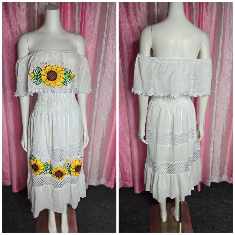 Mexican Vintage Embroidered White Daisy Off Shoulder Cotton Dress Size Medium